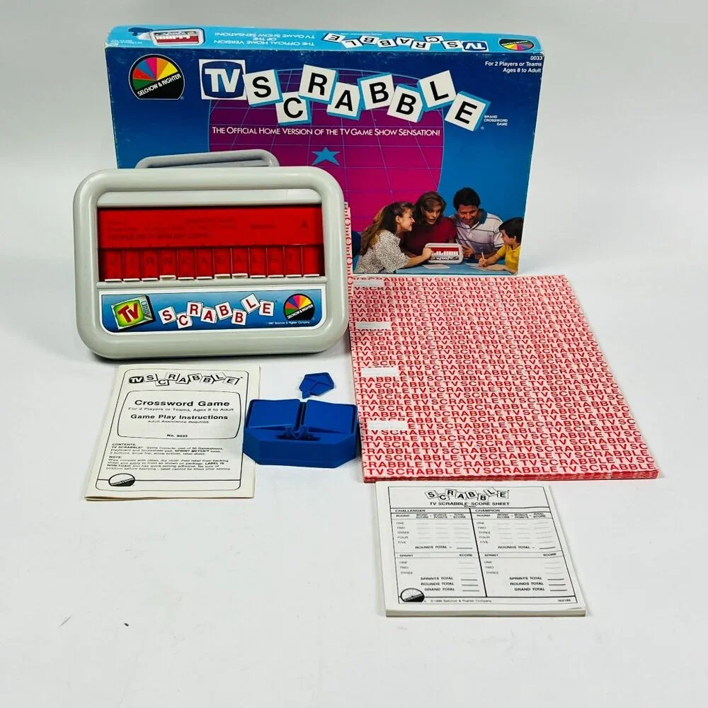 Vintage Selchow & Righter 1987 TV Scrabble Crossword Game Family fun